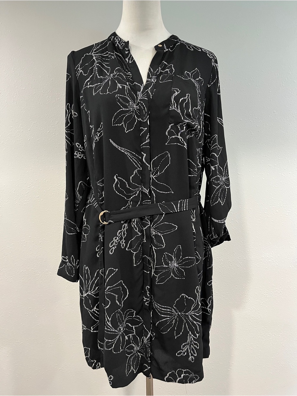 Apt 9 Black Floral Belted Shirt long sleeves Dress size large‎